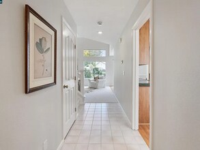 33 Maximo Ct in Danville, CA - Foto de edificio - Building Photo