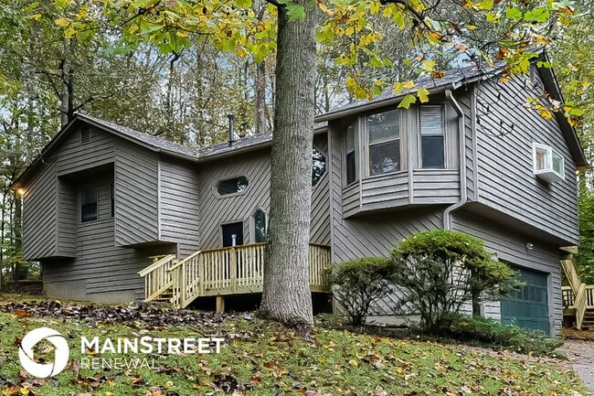 property at 616 Rivercrest Dr