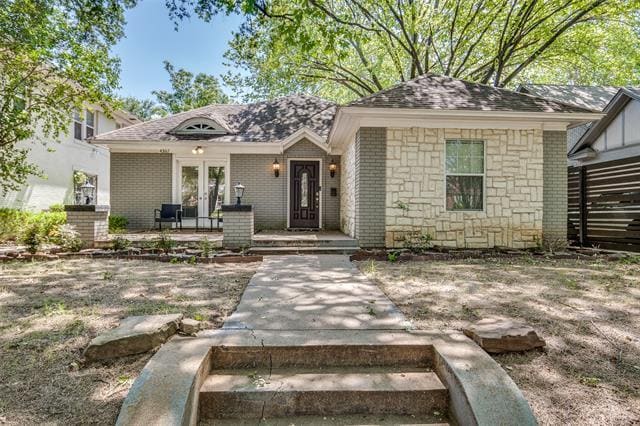 property at 4307 Vandelia St