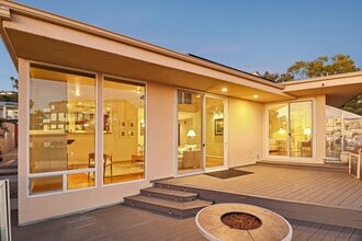 1177 Avenida Amantea in San Diego, CA - Building Photo - Building Photo