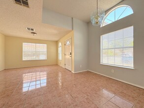11573 James Grant Dr in El Paso, TX - Building Photo - Building Photo