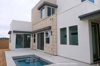 2670 Maverick Ln in Palm Springs, CA - Building Photo - Building Photo