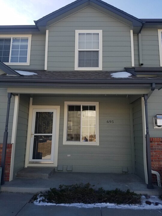 695 S Depew St in Lakewood, CO - Building Photo