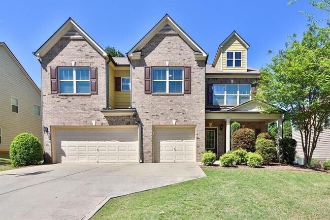 property at 4960 Wilshire Crossing