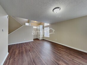 4708 Whitview Ln in Indianapolis, IN - Building Photo - Building Photo