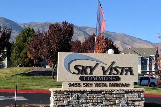 Sky Vista Commons North in Reno, NV - Foto de edificio