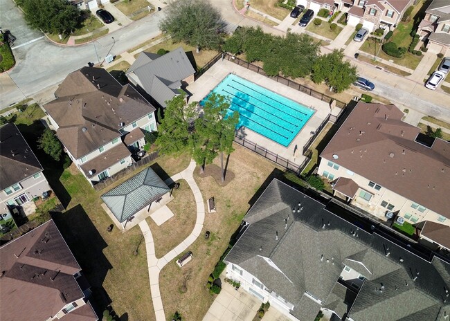 16026 Limestone Lake Dr in Tomball, TX - Building Photo - Building Photo