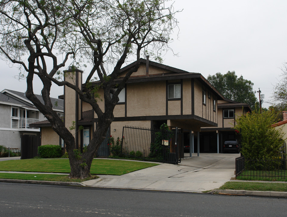 14892 Adams St in Midway City, CA - Building Photo