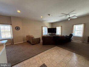 2 S 3rd St in Oxford, PA - Building Photo - Building Photo