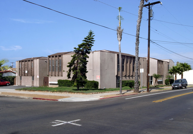 Casa Del Monte Apartments in San Diego, CA - Building Photo - Building Photo