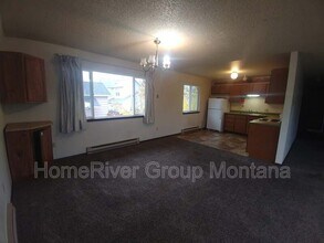 2111 S 4th St W in Missoula, MT - Building Photo - Building Photo