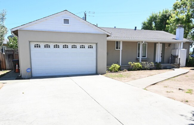 property at 2466 Beechwood Ave