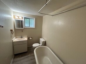 2125 Biehn St in Klamath Falls, OR - Building Photo - Building Photo