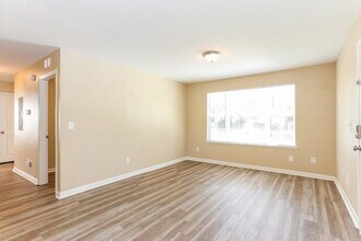 5339 Newcombe Rd in Jacksonville, FL - Building Photo - Building Photo