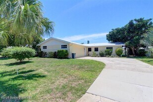 331 Carmine Dr in Cocoa Beach, FL - Building Photo