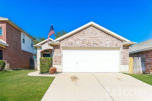 property at 5712 Parkview Hills Ln