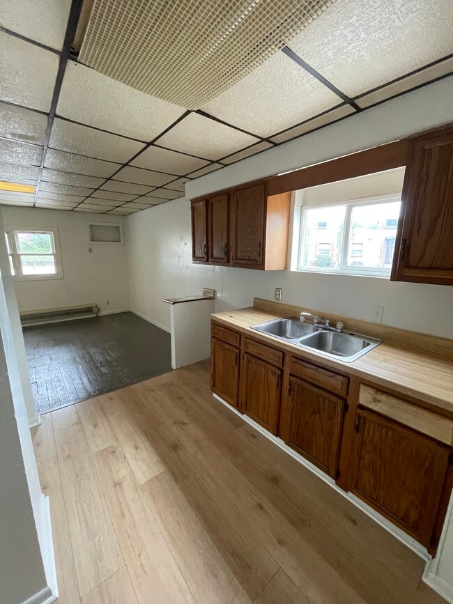 66 Coolspring St in Uniontown, PA - Building Photo - Building Photo