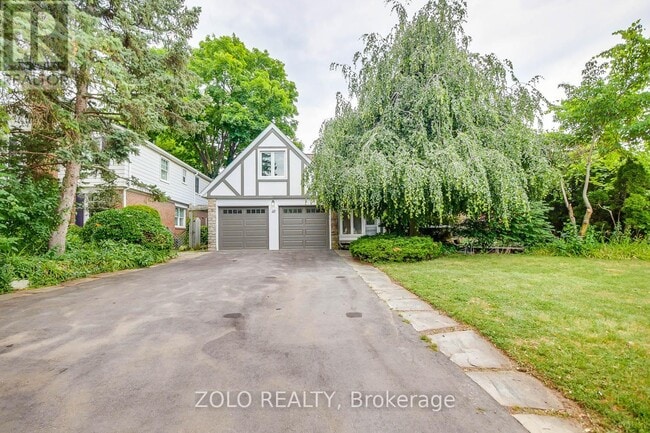 property at 40 Elgin St