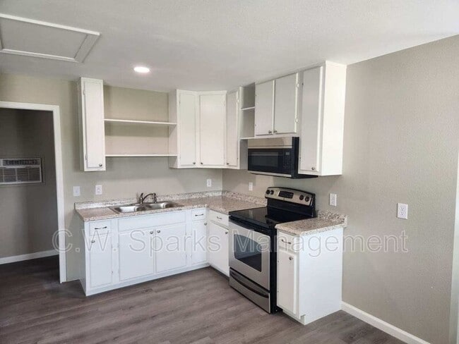 1317 E Main St in Gun Barrel City, TX - Building Photo - Building Photo