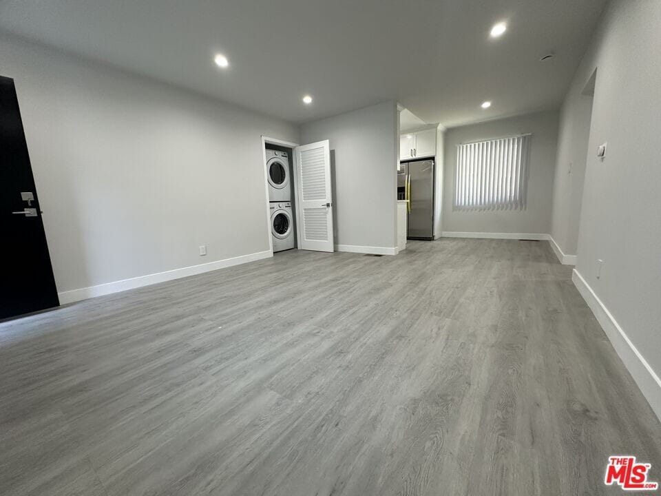1118 S Holt Ave in Los Angeles, CA - Building Photo