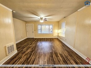 1985 Mississippi Ave in Cookeville, TN - Foto de edificio - Building Photo