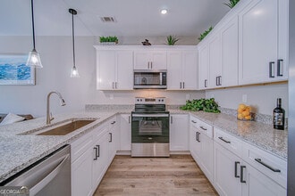 15 Sandstone Dr in Jasper, GA - Foto de edificio - Building Photo