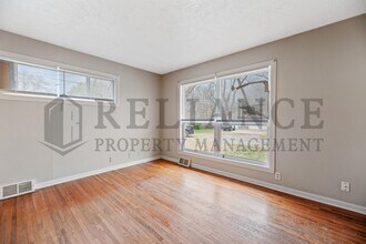 5106 E Pawnee St in Wichita, KS - Building Photo - Building Photo