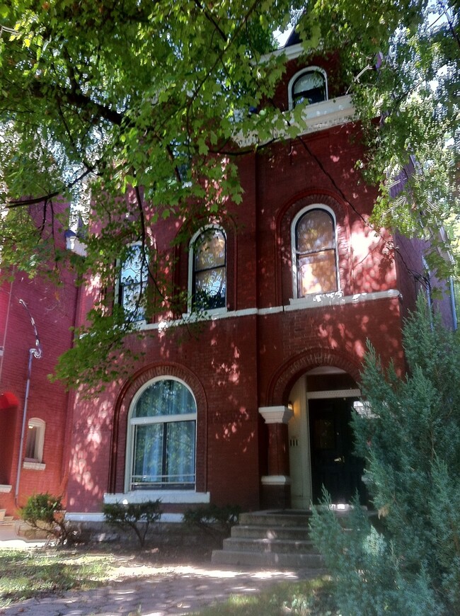 property at 1436 S 2nd St