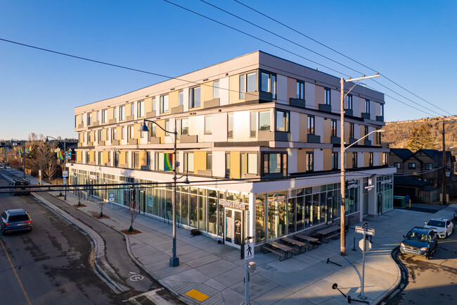 Montgomery Square in Calgary, AB - Building Photo - Building Photo