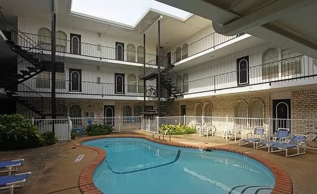 VIP Apartments in Austin, TX - Foto de edificio - Building Photo
