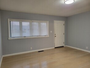 7404 E 34th Plz in Indianapolis, IN - Building Photo - Building Photo