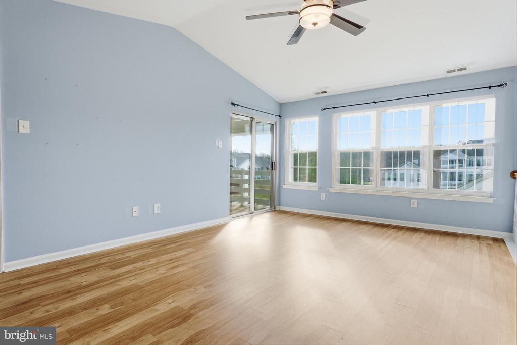 14303 Cornerstone Dr in Morrisville, PA - Building Photo