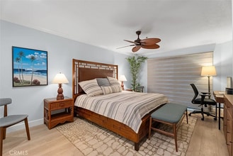 260 Cagney Ln in Newport Beach, CA - Building Photo - Building Photo