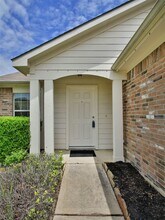 10826 Elgar Ln in Tomball, TX - Building Photo - Building Photo