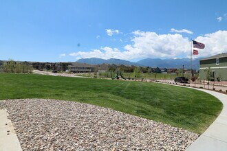 1466 Antrim Loop in Colorado Springs, CO - Building Photo - Building Photo