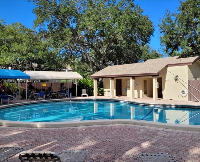 4543 Carambola Cir S in Coconut Creek, FL - Building Photo - Building Photo