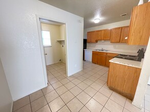 2804 Leroy Cir-Unit -Unit C in Killeen, TX - Foto de edificio - Building Photo