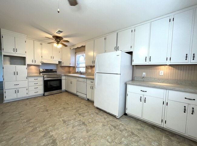property at 12 Boimare Ave