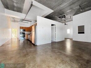 200 E Dania Beach Blvd in Dania Beach, FL - Building Photo - Building Photo