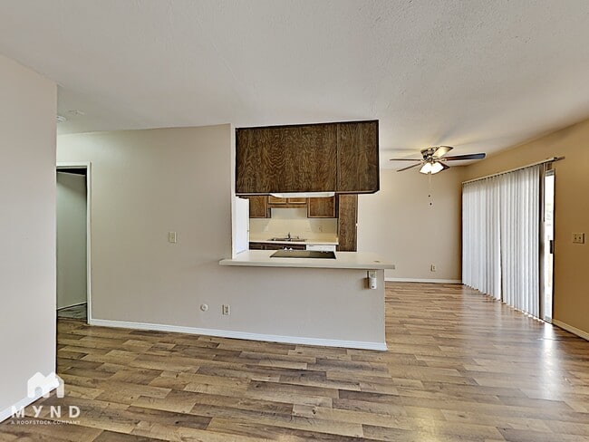 9550 Carroll Canyon Rd