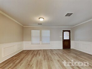10710 Terrace Crest in San Antonio, TX - Building Photo - Building Photo