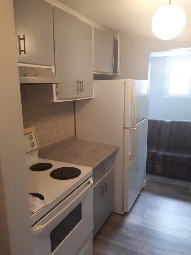 595 Silverbirch Rd in Waterloo, ON - Building Photo - Building Photo