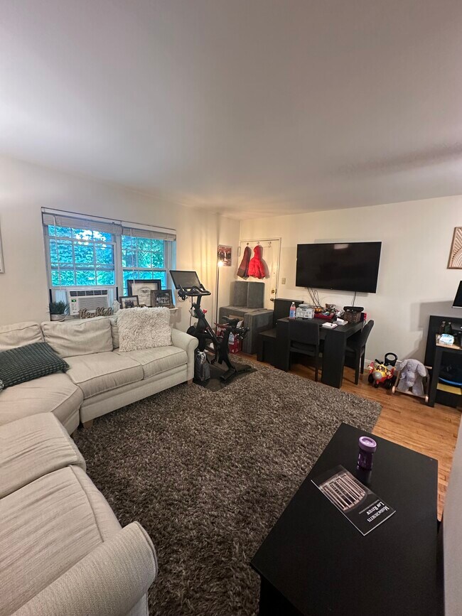 7 Charlesbank Rd, Unit 5