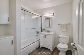 1835 W Crestwood Ln in Anaheim, CA - Building Photo - Building Photo