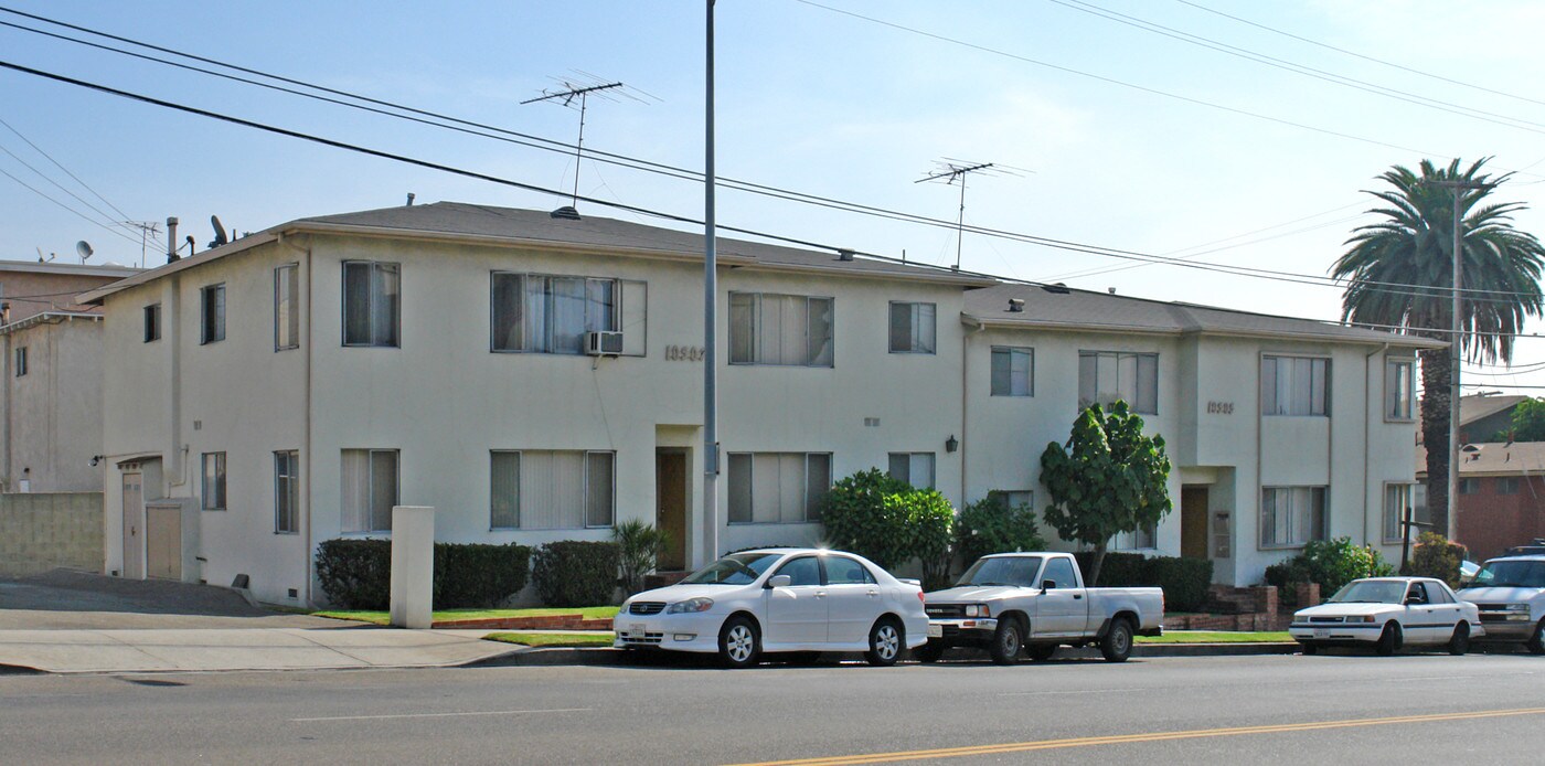 10505-10507 National Blvd in Los Angeles, CA - Building Photo