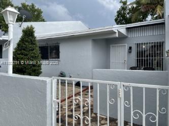 19558 NW 55th Cir Pl in Miami Gardens, FL - Foto de edificio - Building Photo