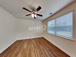 2484 Napa Valley Dr in Villa Rica, GA - Building Photo - Building Photo