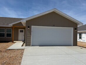172 Ruby Ln in Hollister, MO - Building Photo - Building Photo