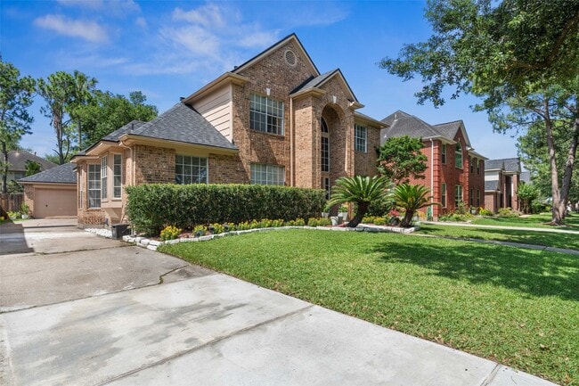 2112 Shadow Bay Cir in League City, TX - Building Photo - Building Photo