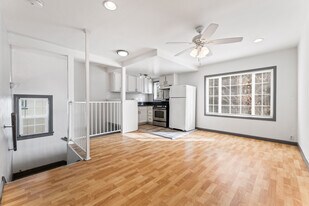 1339 S Sycamore Ave in Los Angeles, CA - Building Photo